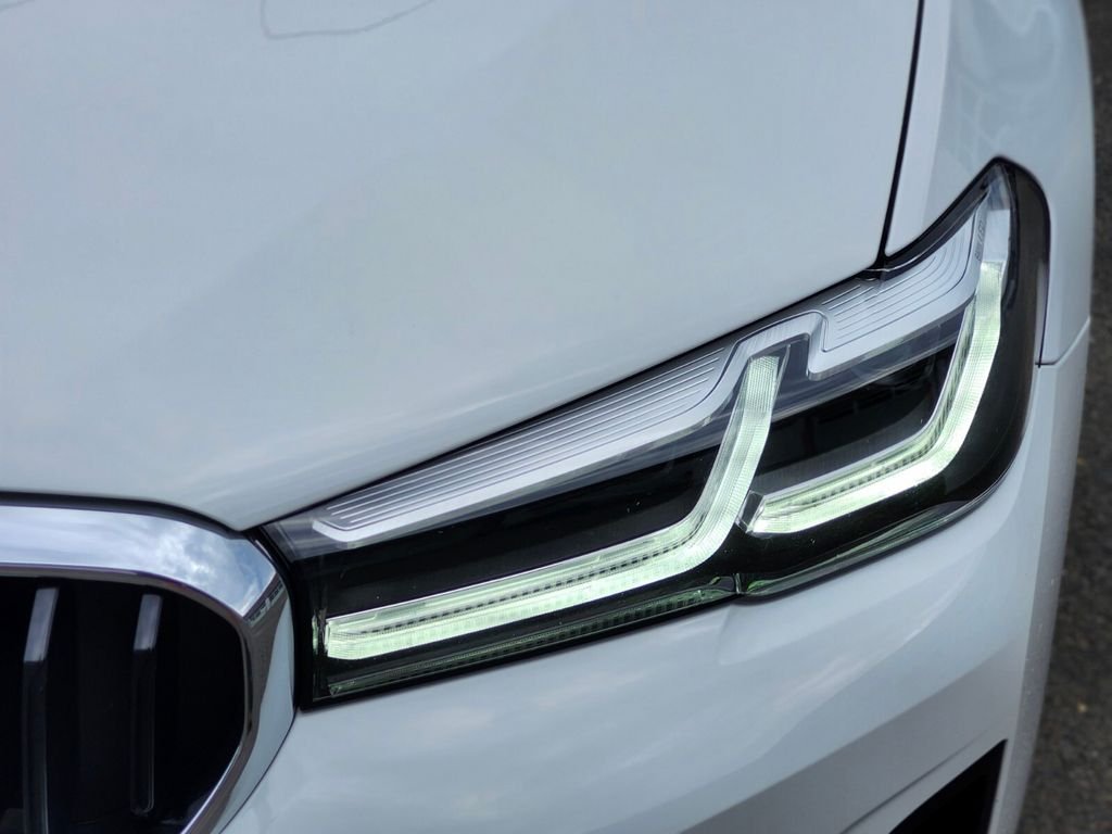 Certified Used 2023 White BMW 540i xDrive image 10