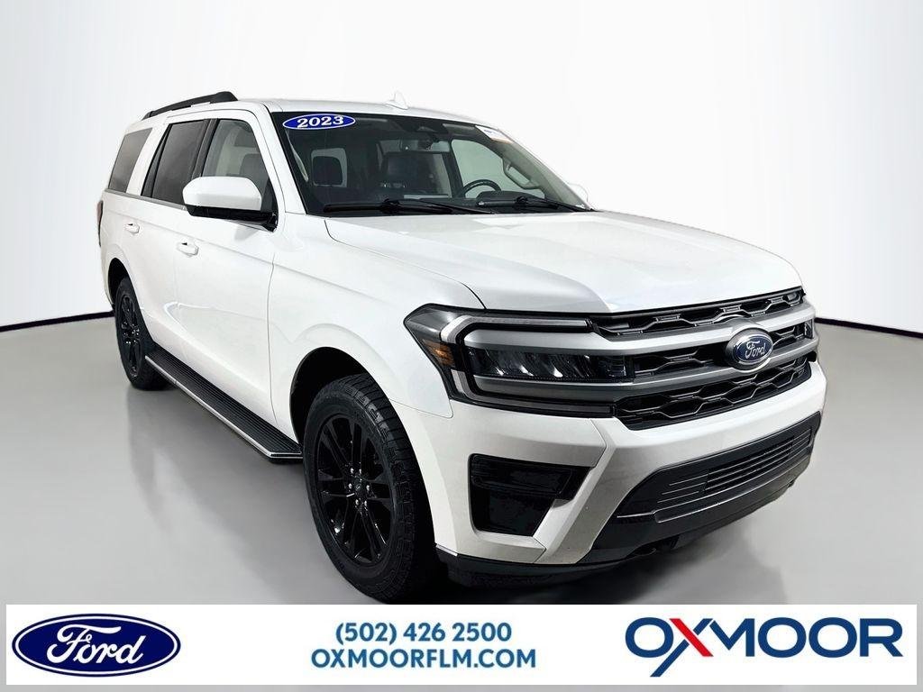 Used 2023 Star White Metallic Tri-Coat Ford XLT image 1