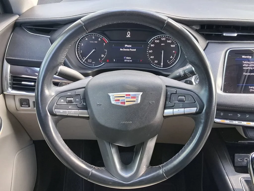 Used 2023 CRYSTAL WHITE TRICOAT Cadillac FWD Luxury image 10