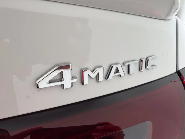 New 2026 Polar White Mercedes-Benz GLC 300 Coupe image 45