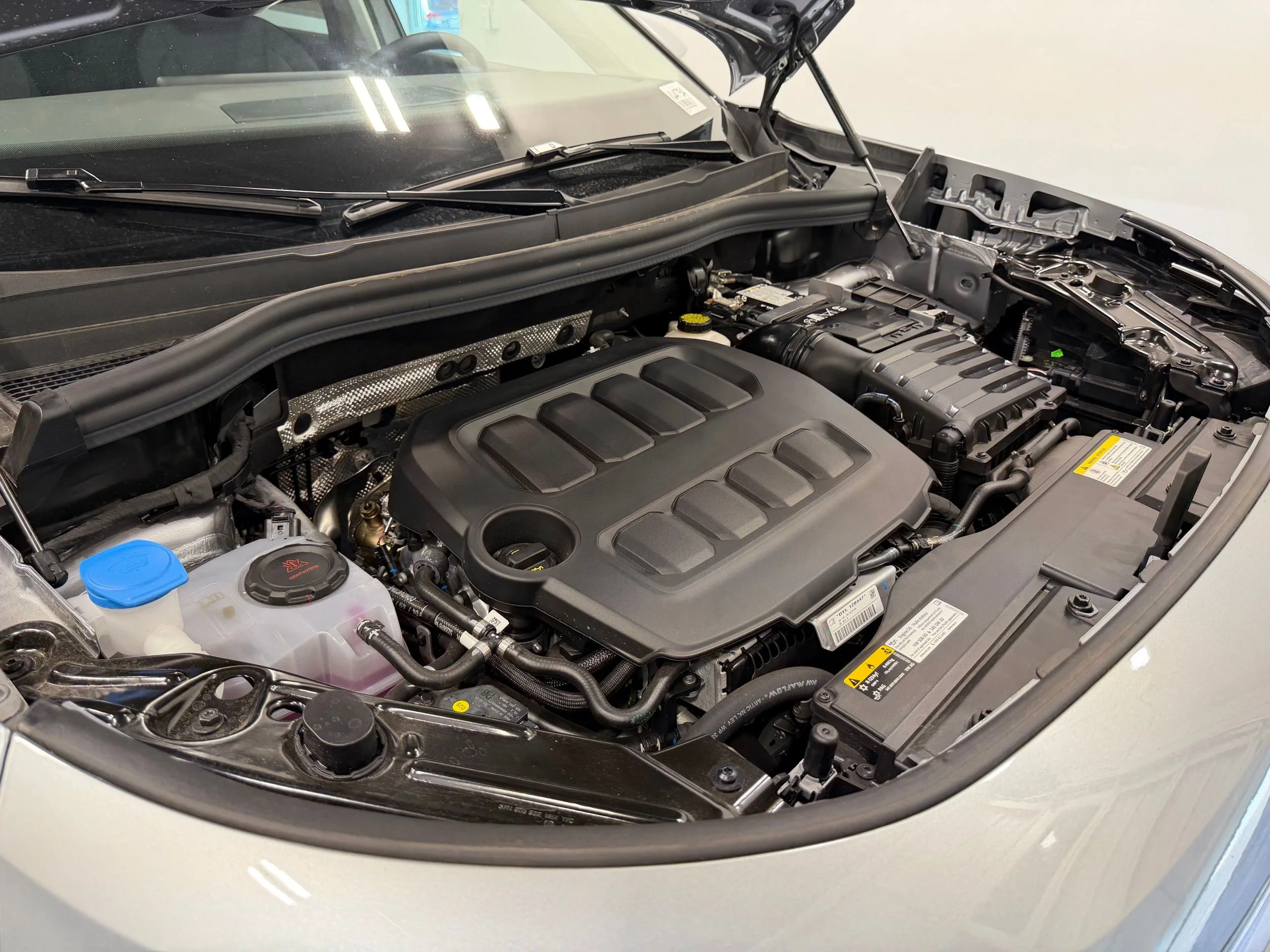 New 2026 Silver Volkswagen 2.0T SE image 50