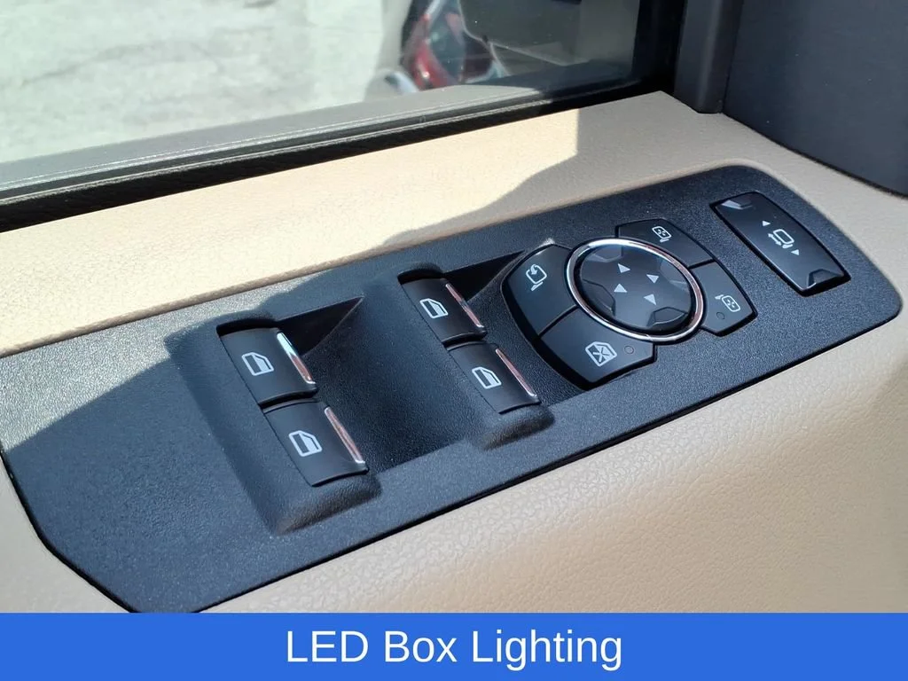 Used 2020 Black Ford LARIAT image 31