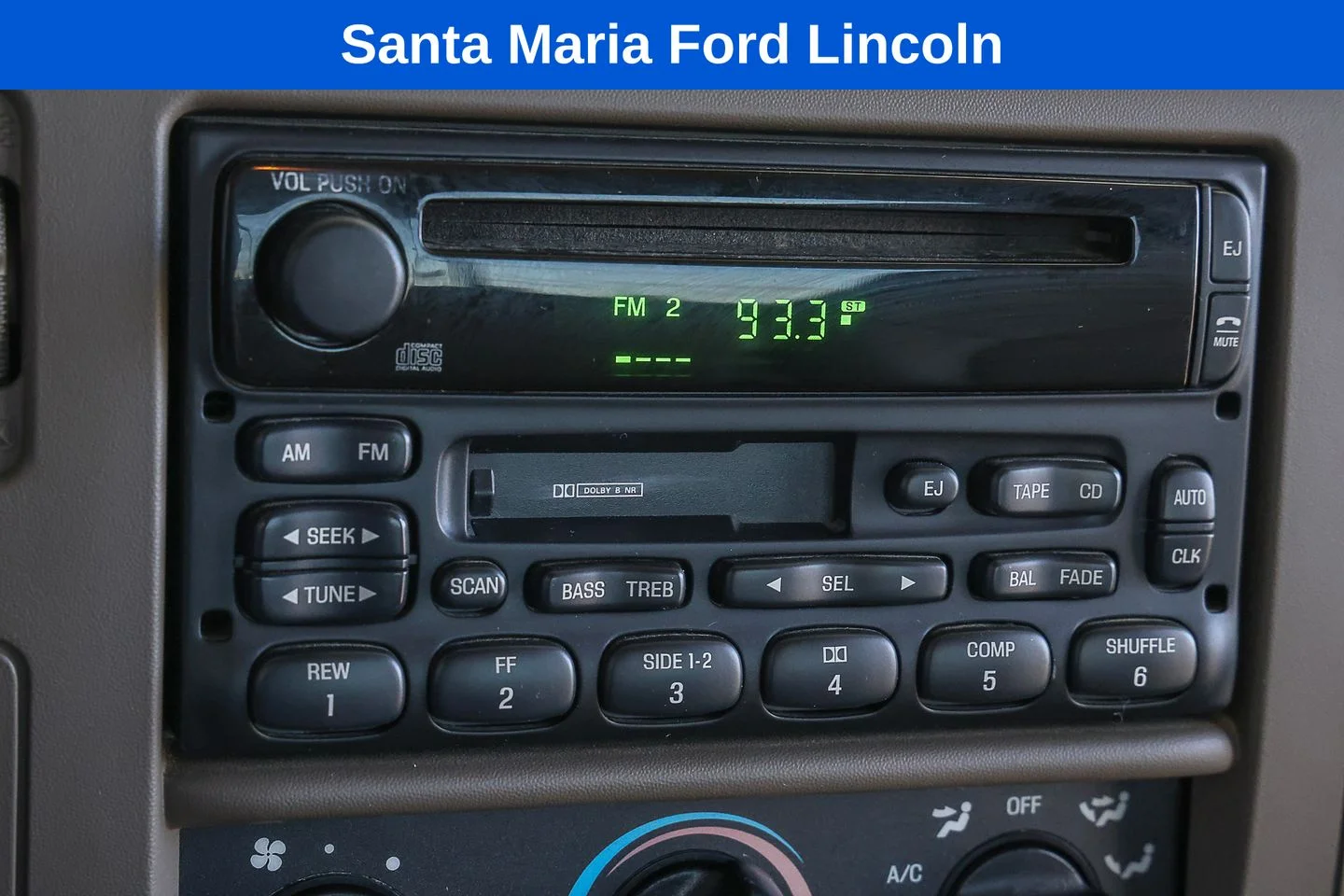 Used 2000 Black Ford Lariat image 17