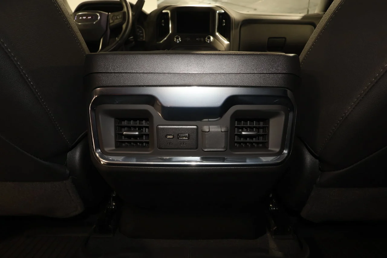 Certified Used 2022 PACIFIC BLUE METALLIC GMC AT4 image 31
