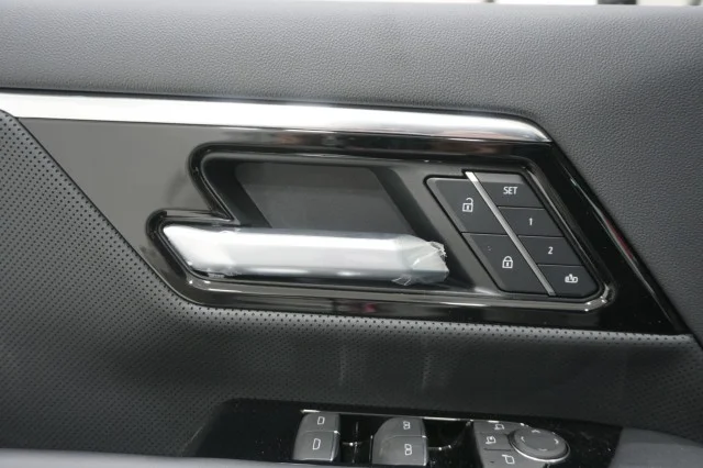 New 2025 Onyx Black GMC Max Range Denali image 25