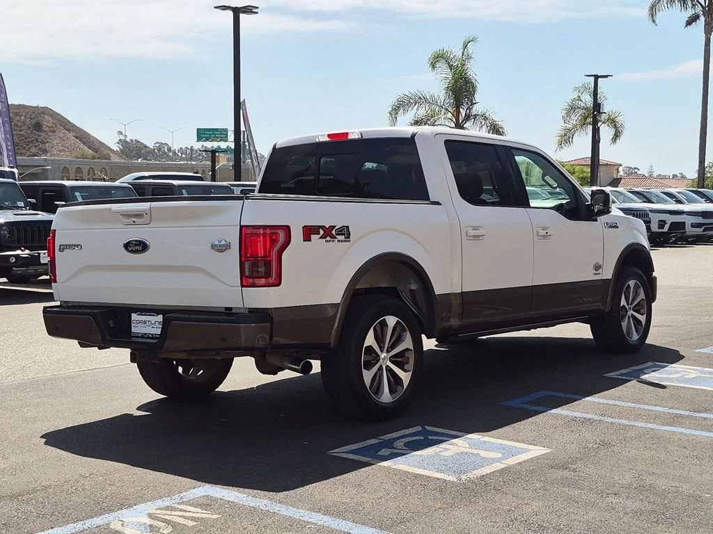 Used 2016  Ford King Ranch image 5