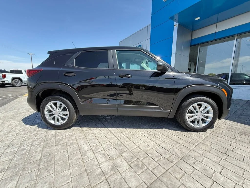 Used 2026 Mosaic Black Metallic Chevrolet LS image 14