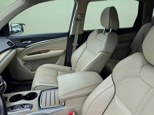 Used 2019 White Acura 3.5L Advance Pkg w/Entertainment Pkg image 7