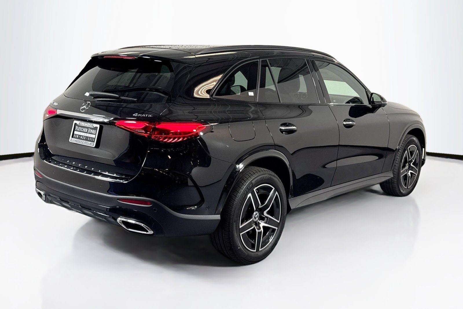 New 2026 Obsidian Black Metallic Mercedes-Benz GLC 300 image 5