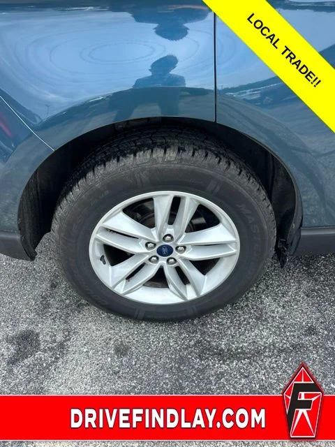 Used 2016 Blue Ford SEL image 8
