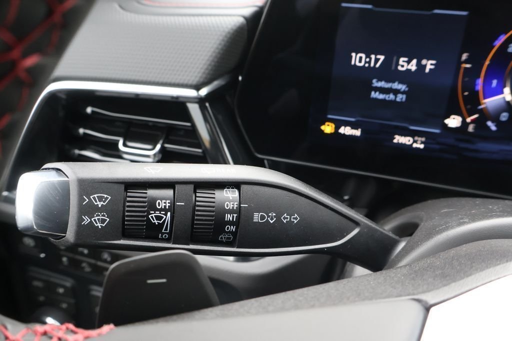 2026 Chevrolet Suburban RST - Photo 29