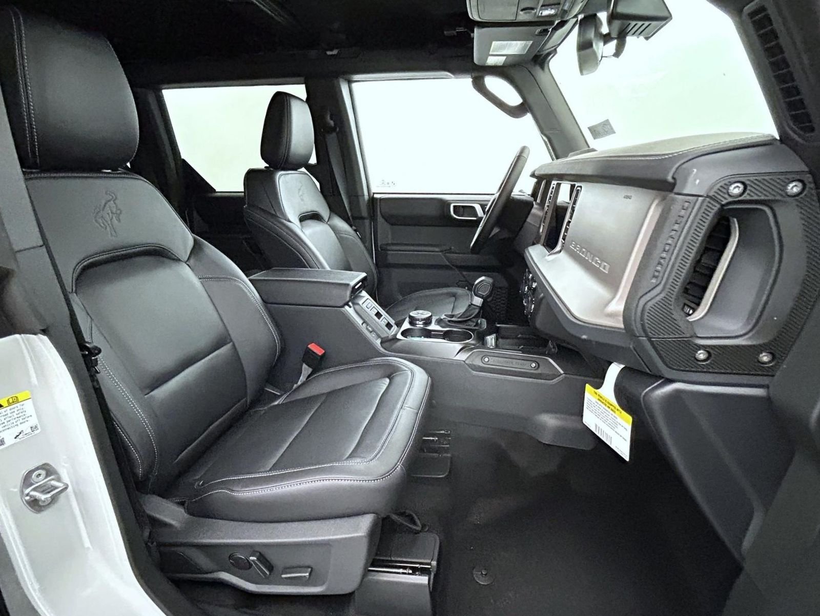 New 2026 Avalanche Gray Ford Outer Banks image 15