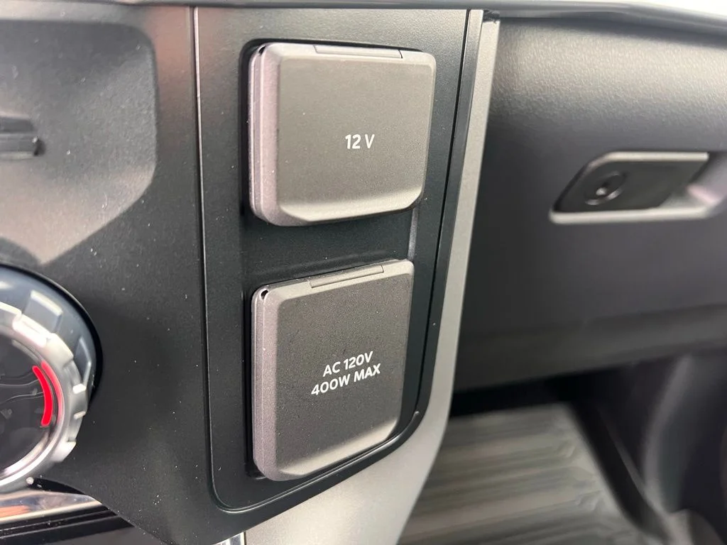 2025 Ford F-150 Lariat - Photo 28