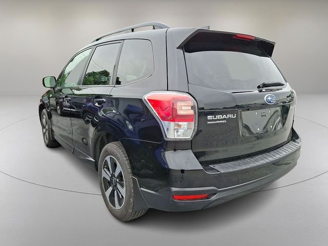 Used 2018 Black Subaru 2.5i Premium image 6