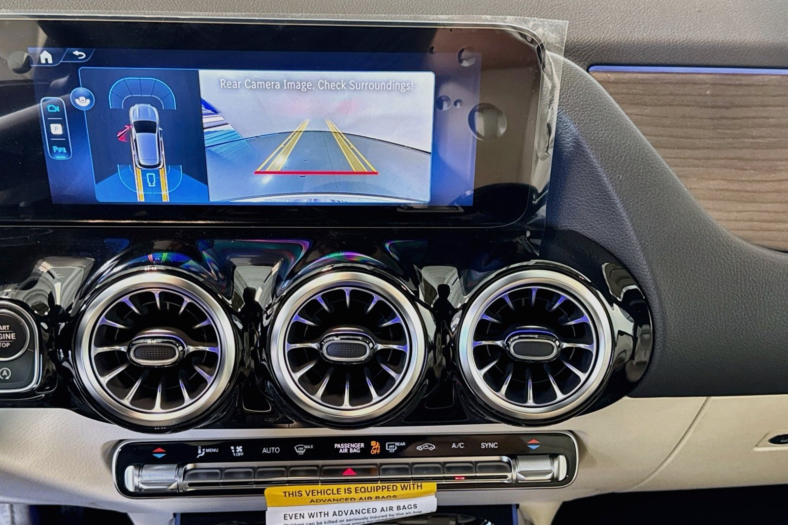 New 2026 Polar White Mercedes-Benz GLA 250 image 13
