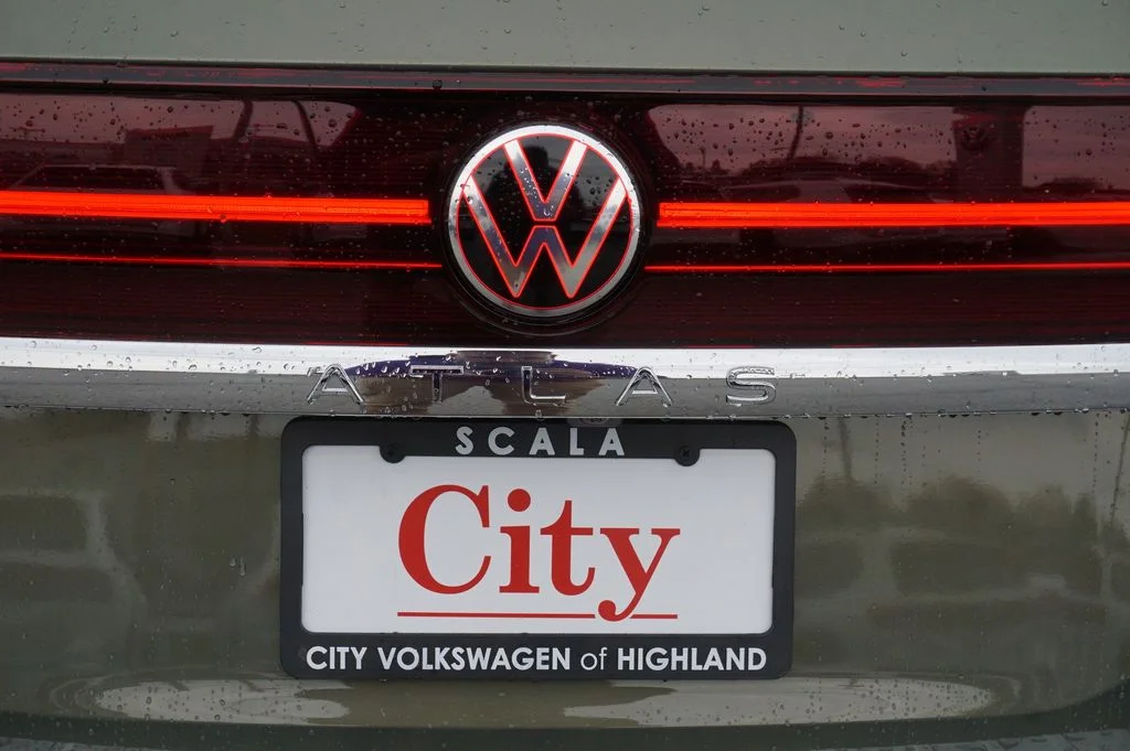 New 2026 Green Volkswagen 2.0T SE w/Technology image 36