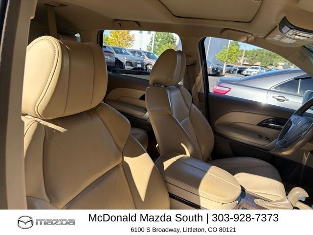 Used 2012 White Acura Technology image 10