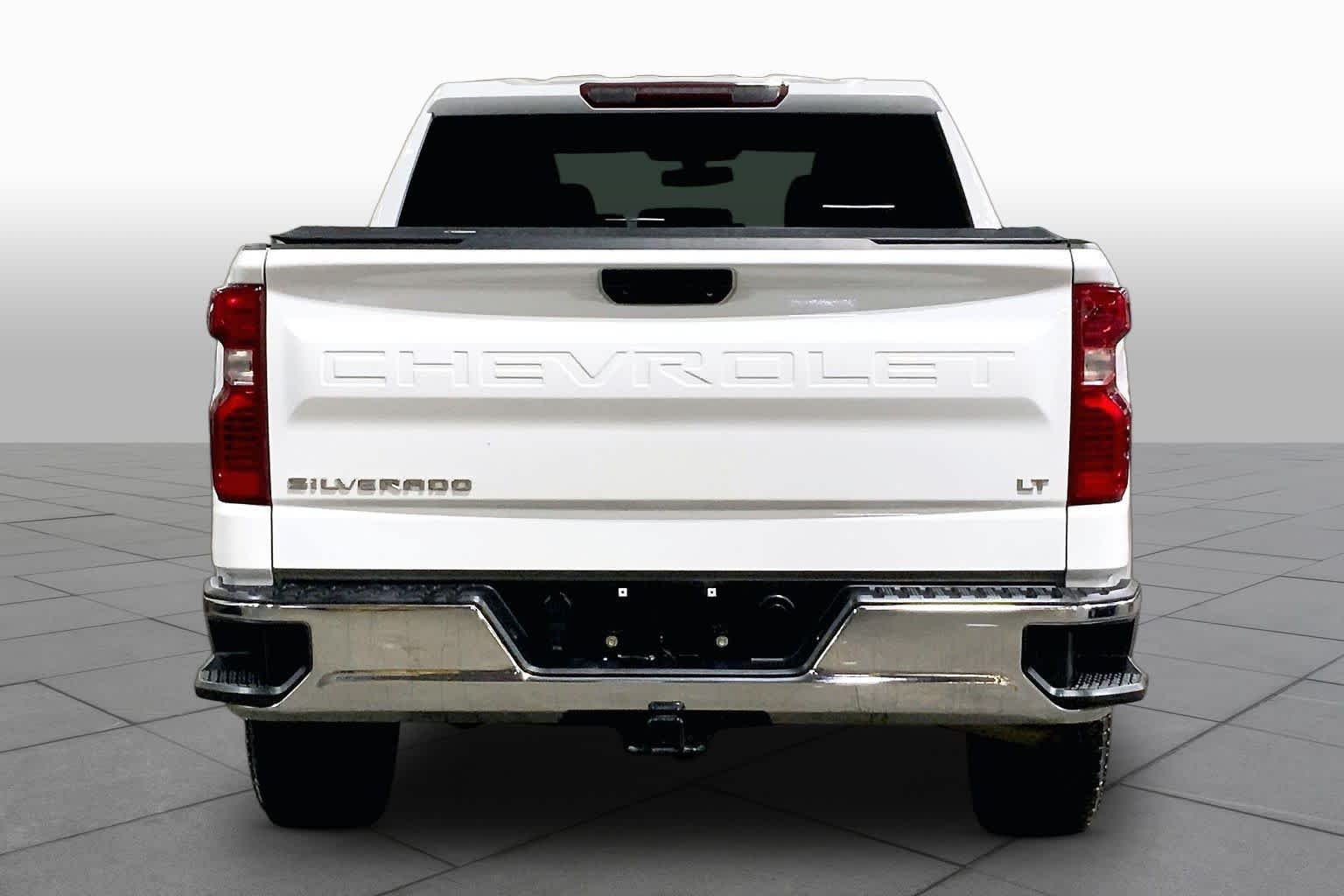 Used 2021 Summit White Chevrolet LT image 5