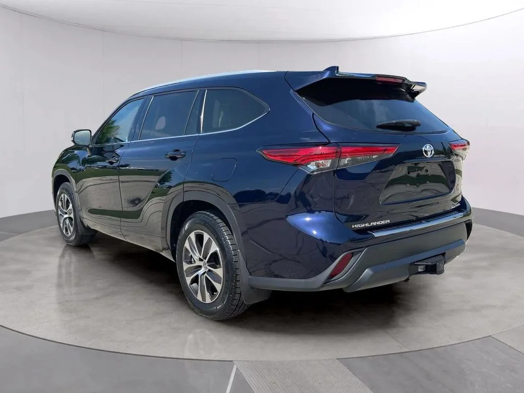 Used 2022 Blueprint Toyota XLE image 3