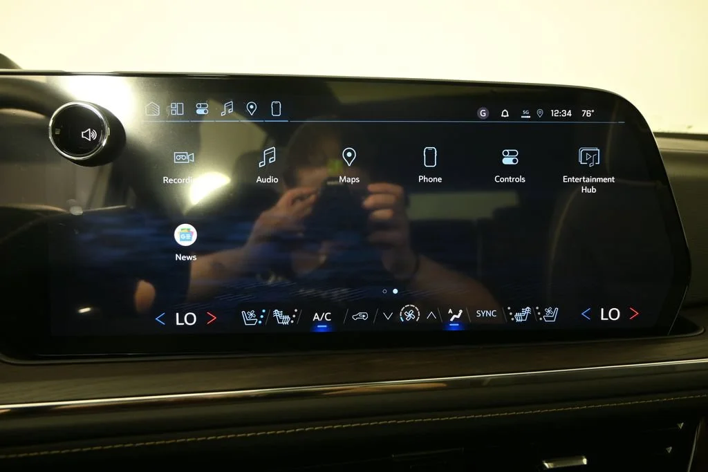 2026 Chevrolet Tahoe Premier - Photo 28