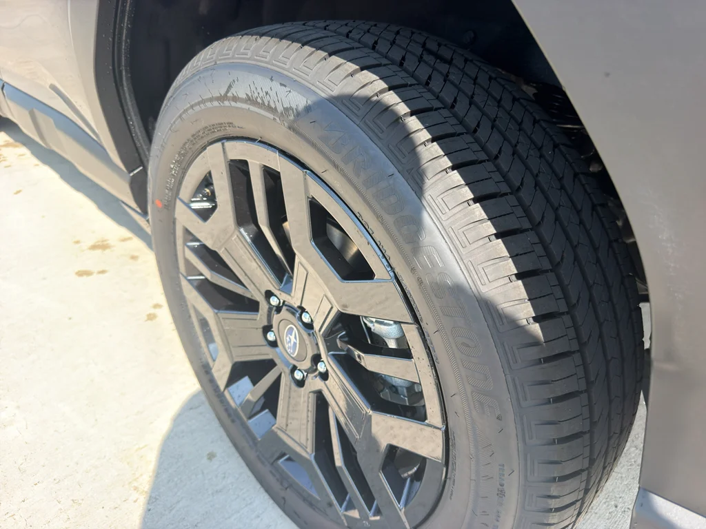 New 2026 MAGNETITE GRAY METALLIC Subaru Limited XT image 8