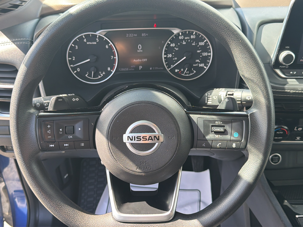 Used 2021 Blue Nissan SV image 33