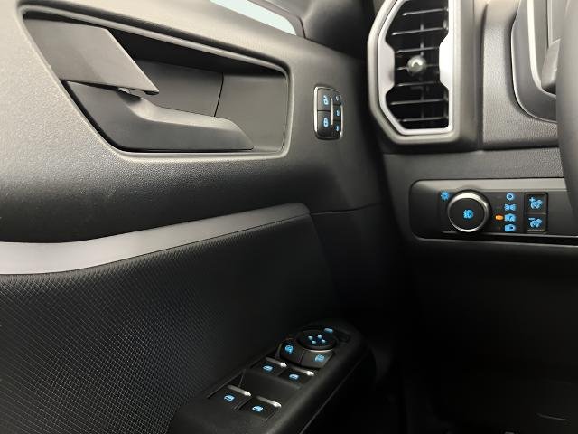 New 2026 Shadow Black Ford Outer Banks® image 41