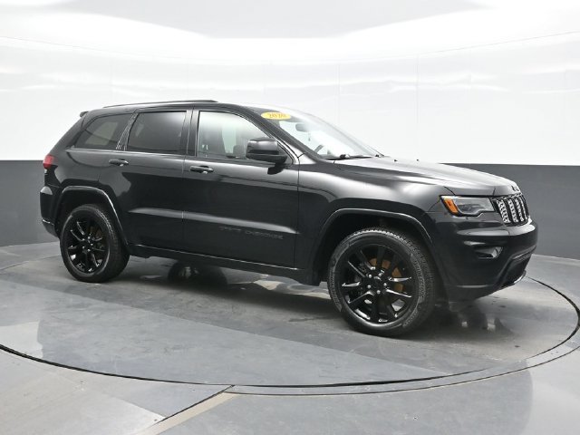 Used 2020 Black Jeep Altitude image 7