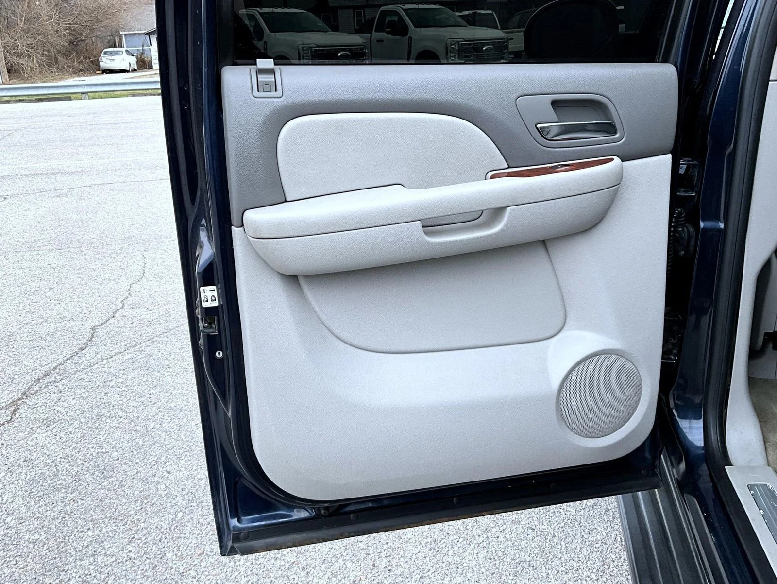 Used 2007 Blue Chevrolet LT image 21