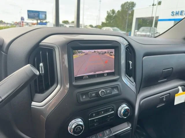 New 2026 Summit White GMC Pro image 24