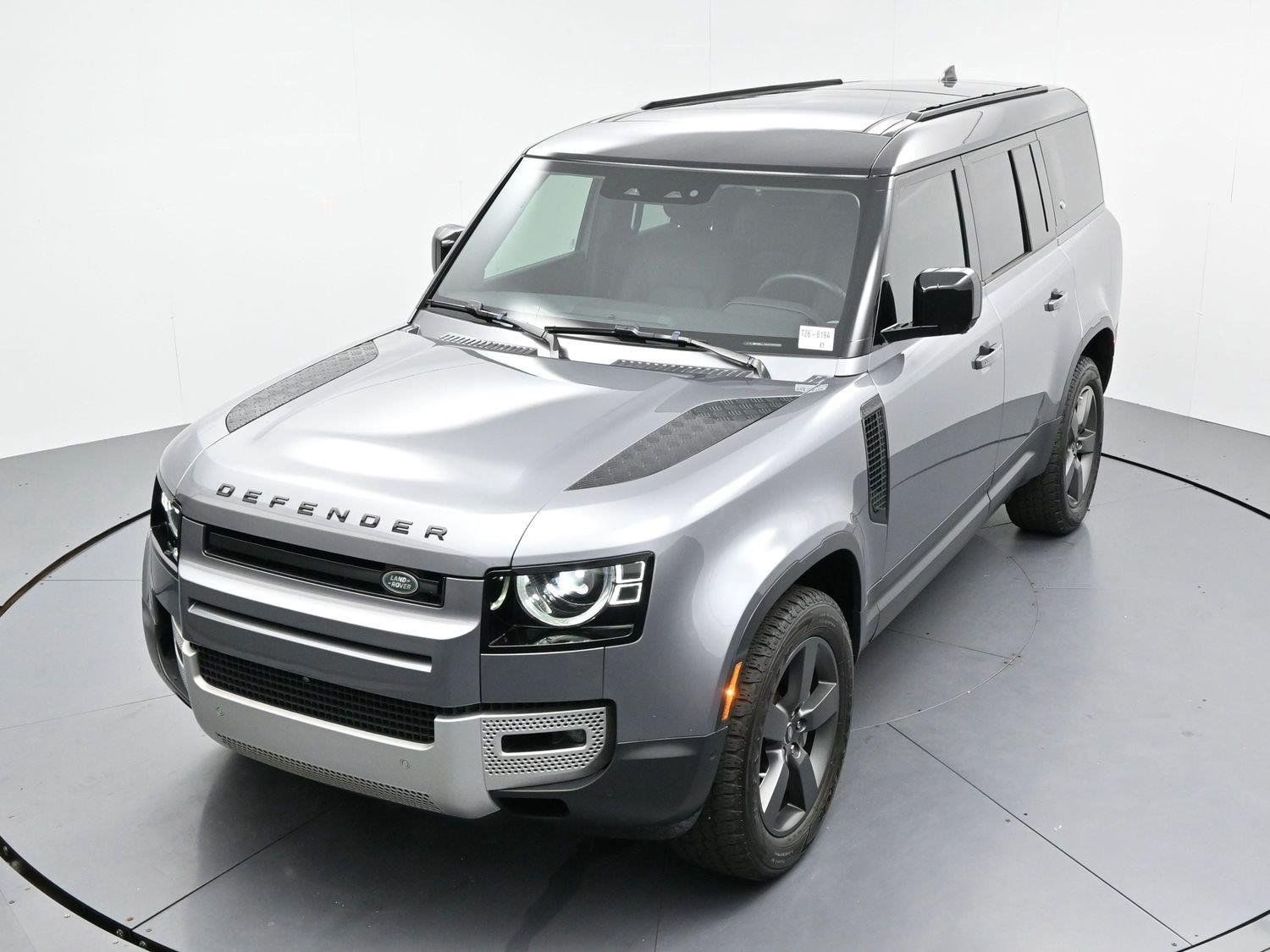 Used 2024 Eiger Grey Metallic Land Rover S image 48