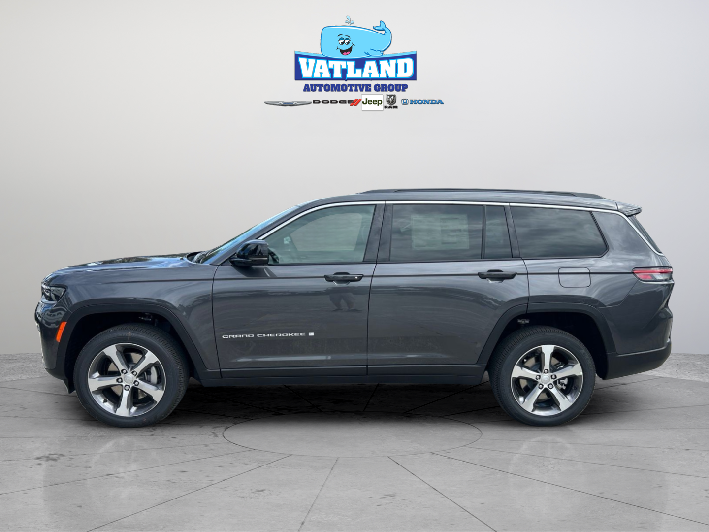 New 2026 Baltic Gray Metallic Clear-Coat Exterior Paint Jeep Limited image 2