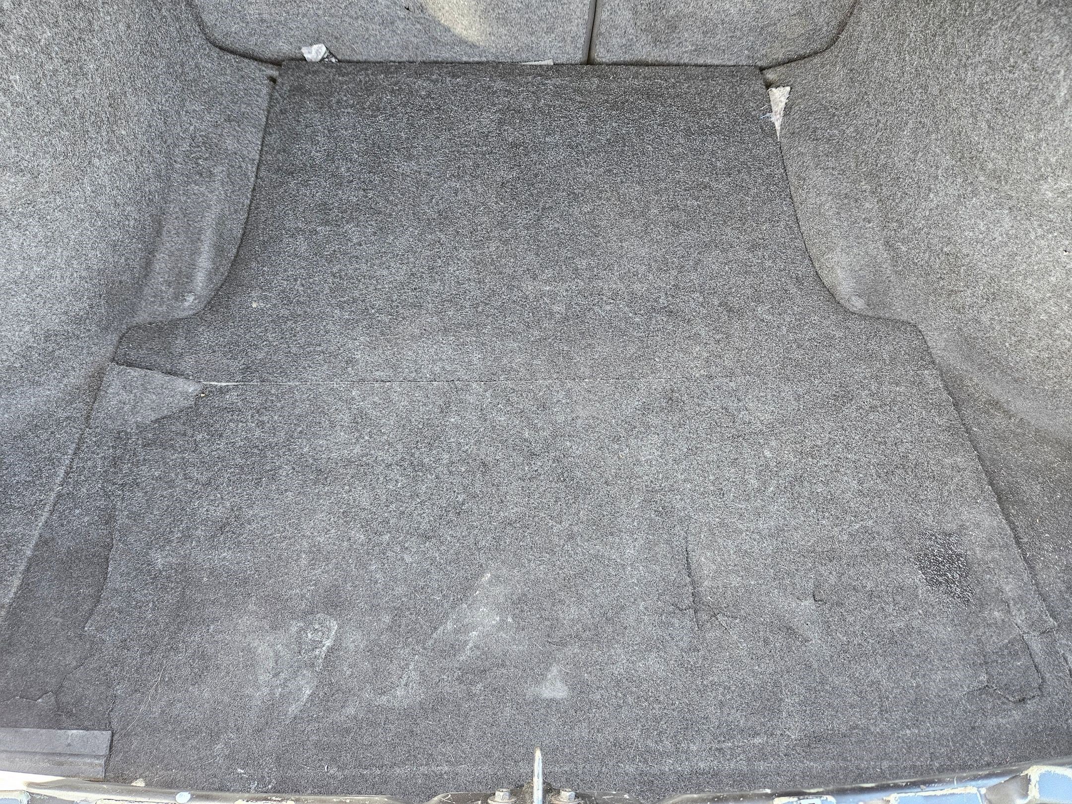 Used 2012 Pitch Black Dodge SE image 27