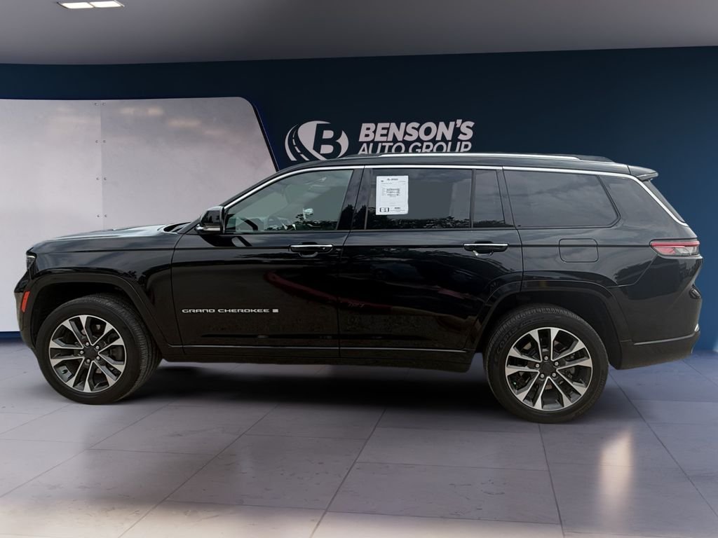 Used 2023 Black Jeep Overland image 2