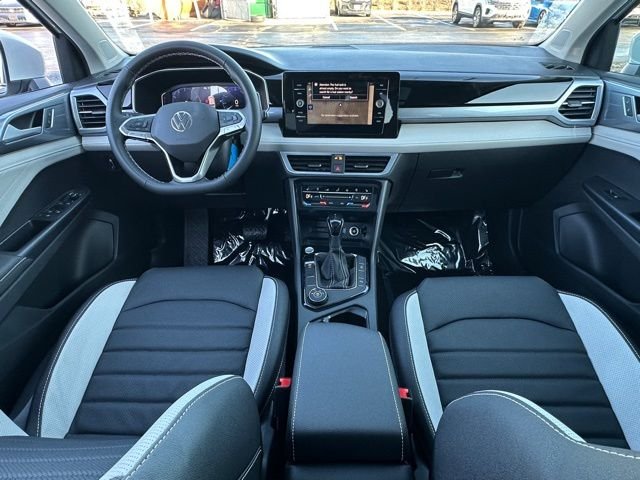 New 2026 Pure White Volkswagen 1.5T SEL image 36