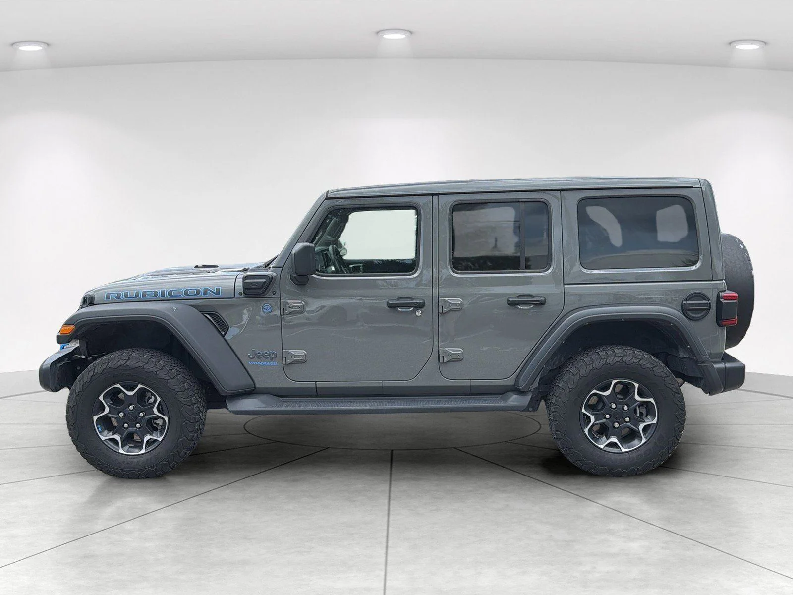 Used 2022 Gray Jeep Unlimited Rubicon 4xe image 7