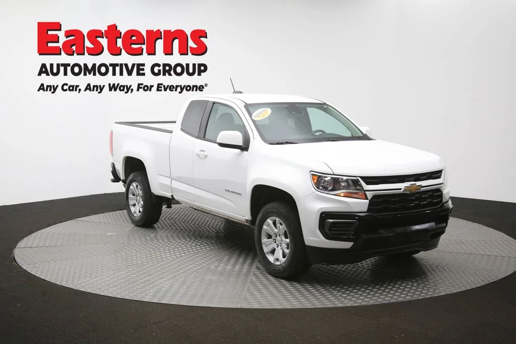 Used 2022 White Chevrolet LT image 48