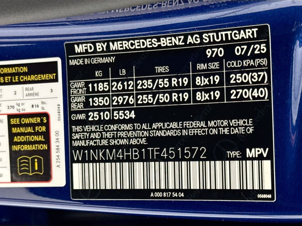 Used 2026 Starling Blue Metallic Mercedes-Benz GLC 300 image 34