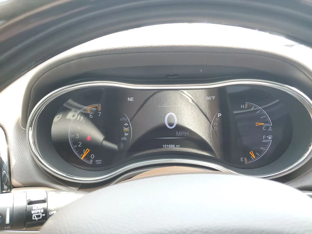 Used 2020 White Jeep Overland image 25