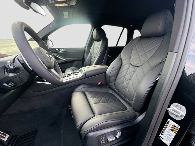 New 2026 Black BMW sDrive40i image 15