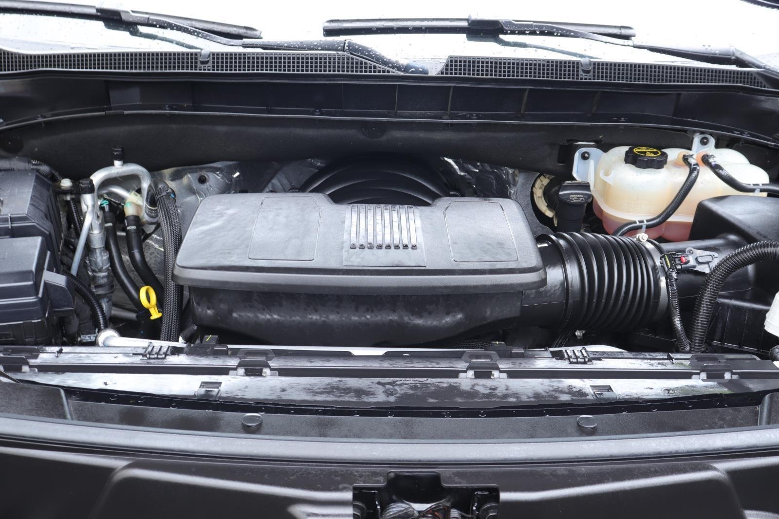 Used 2025 Black Chevrolet Z71 image 41
