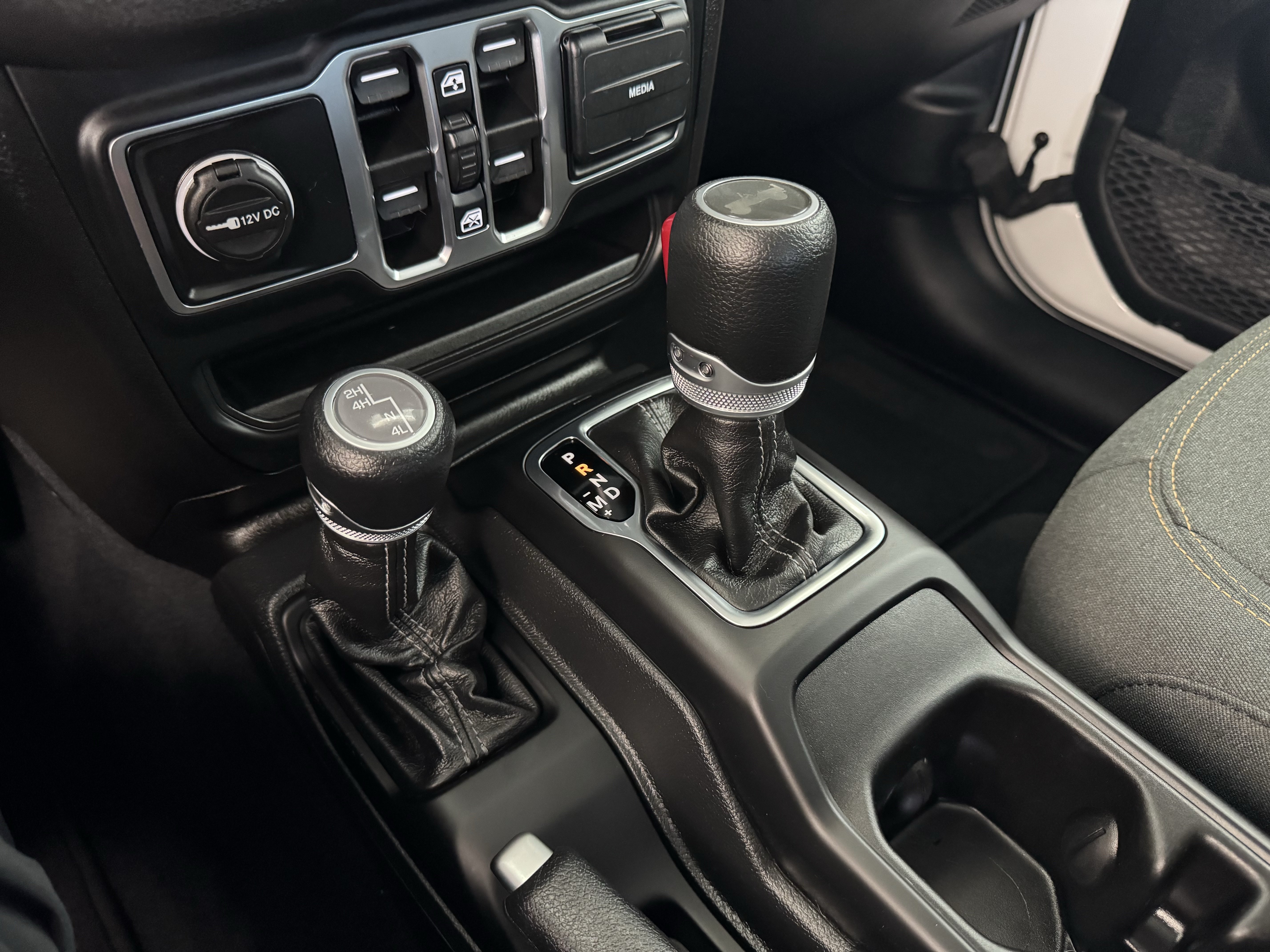2024 Jeep Wrangler 4-Door Sport S - Photo 29
