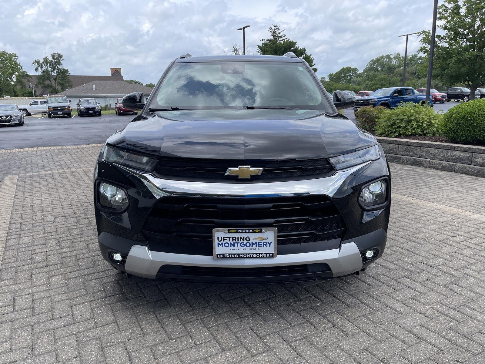 Used 2022 Mosaic Black Metallic Chevrolet LT image 8