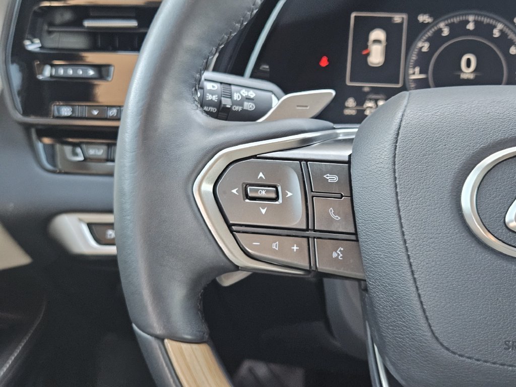 Used 2023 Black Lexus 350 Premium Plus image 28