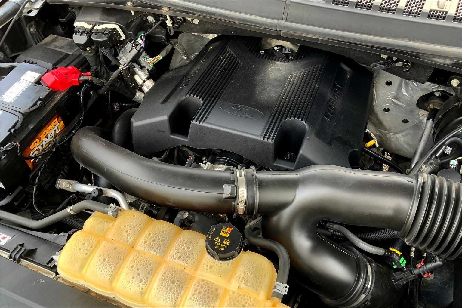 Used 2018 Blue Jeans Metallic Ford XL image 64