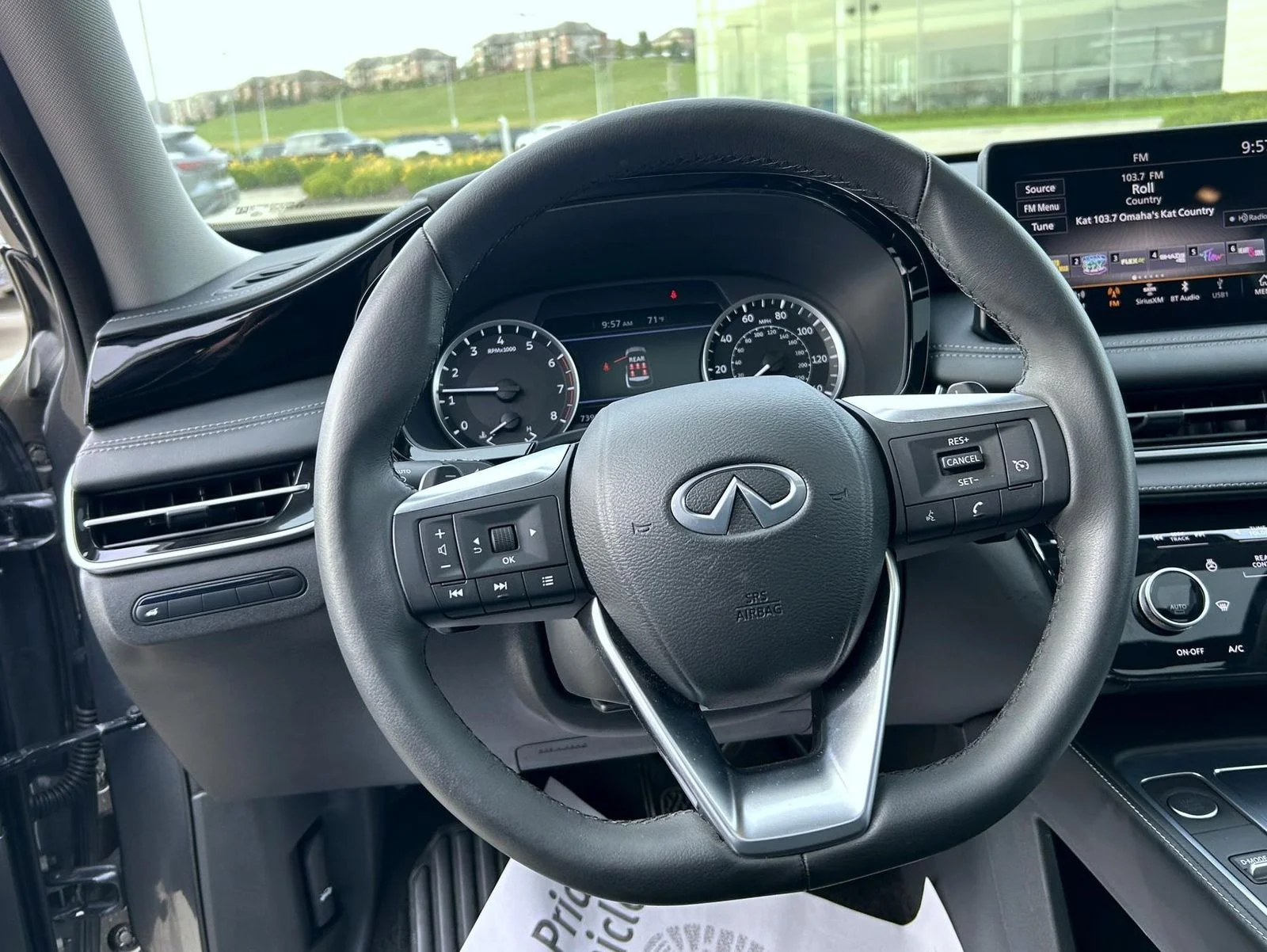 2025 INFINITI QX60 PURE - Photo 11
