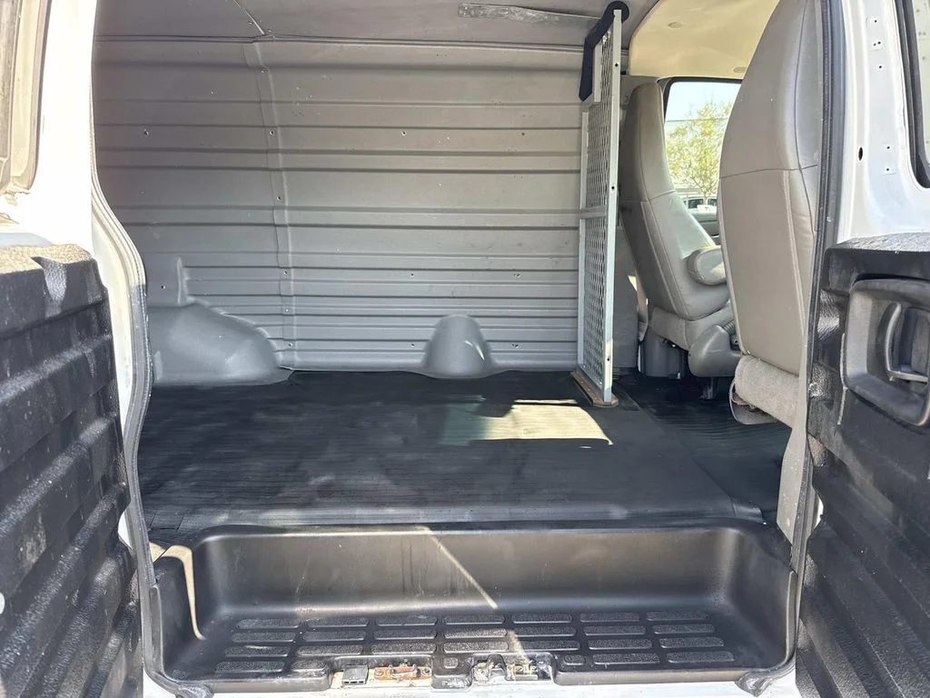 Used 2019 White Chevrolet Work Van image 12