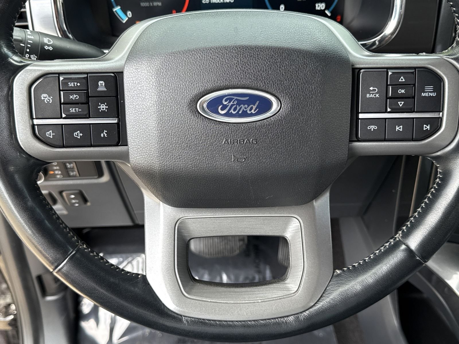 Used 2021 Black Ford Lariat image 12