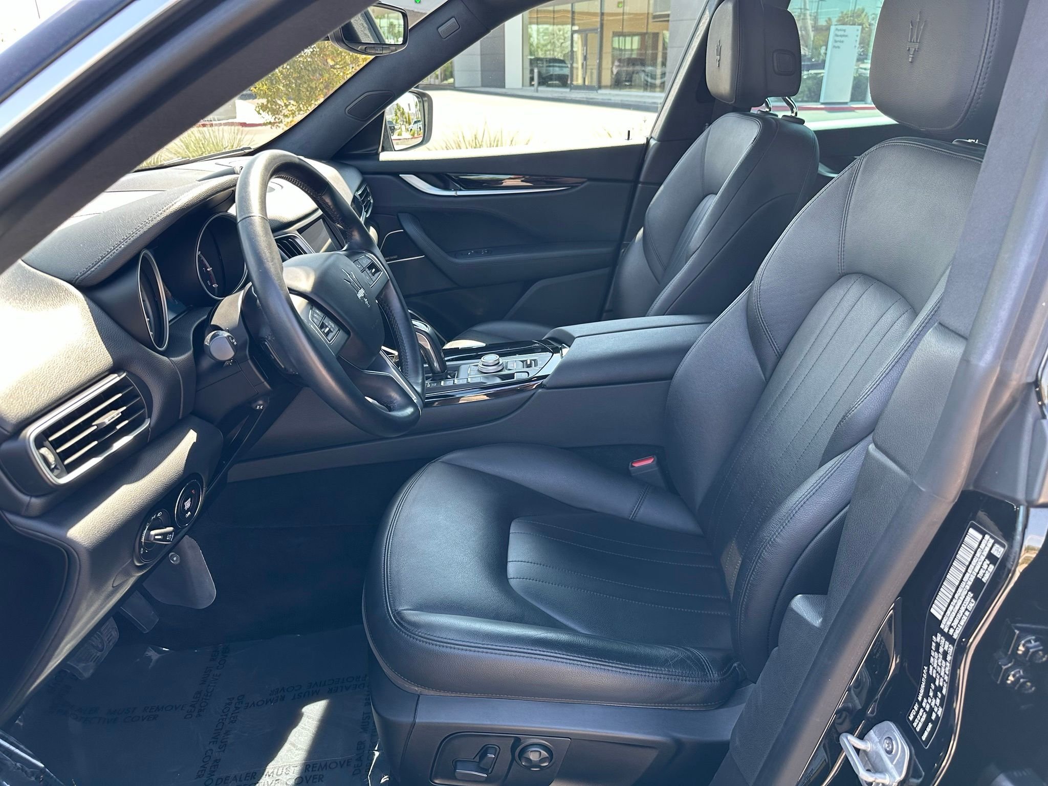 Used 2019 Nero Maserati Base image 17