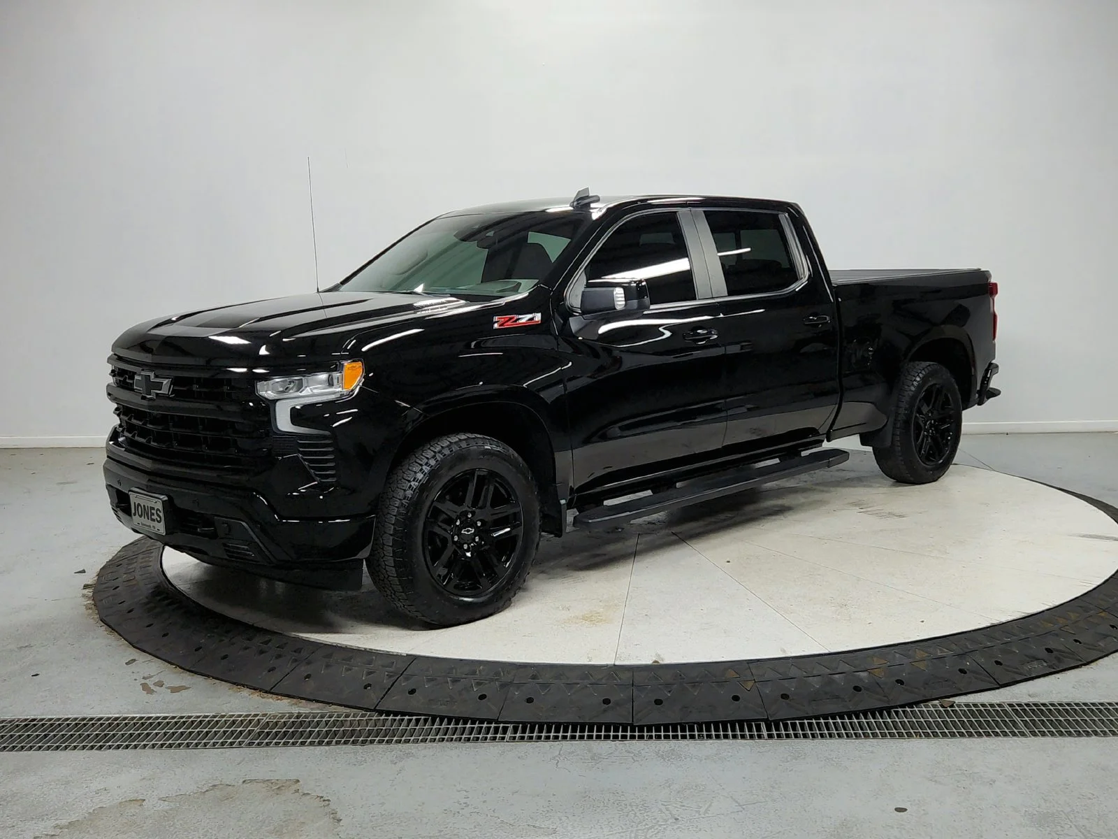 Used 2024 Black Chevrolet RST image 4